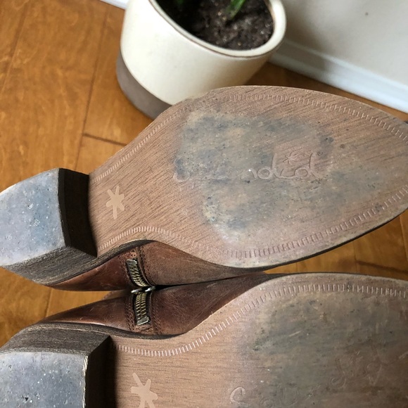 Splendid Hamptyn Booties - Picture 5 of 5